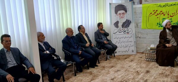 دیدار تعاونی‌گران شهرستان خلیل‌آباد با امام جمعه در هفته تعاون