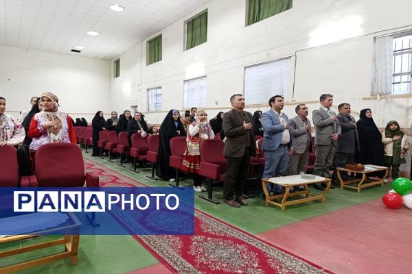 برگزاری مراسم شب فرهنگی و هنری در فاروج