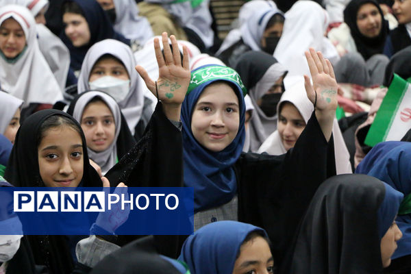 همایش دختران حاج قاسم 