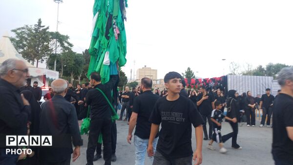 عزاداری تاسوعای حسینی در امامزاده محمد(ع) ناحیه ۴ کرج