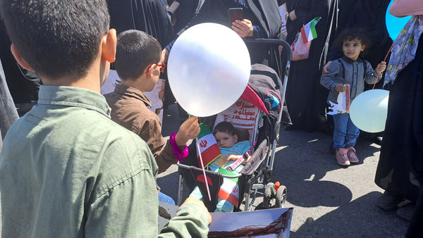 راهپیمایی روز قدس همراه با تشییع پیکر شهید صداقت در قم