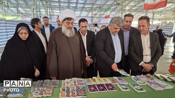 افتتاح رسمی نمایشگاه پاییزه در شهرستان ساوجبلاغ