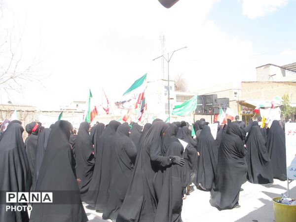 دسته عزاداری اربعین شهادت رهبر معظم انقلاب و دانش‌آموزان شهید میناب در شهرکیان