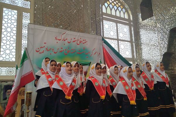 گرامیداشت هفته دفاع مقدس و جهاد تبیین در ناحیه دو شهرری 