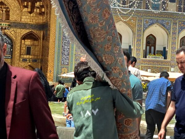 روز دحوالارض در حرم امام مهربانی‌ها
