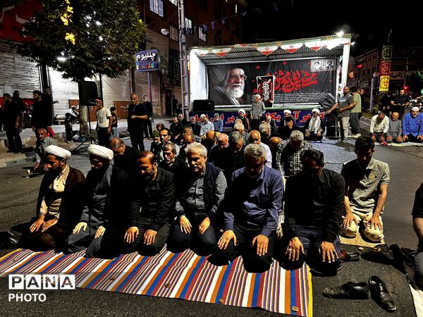 برپایی نماز استغاثه در ساوجبلاغ 