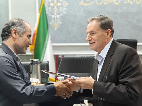 نشست خبری مدیرکل آموزش و پرورش استان کرمانشاه با اصحاب رسانه 