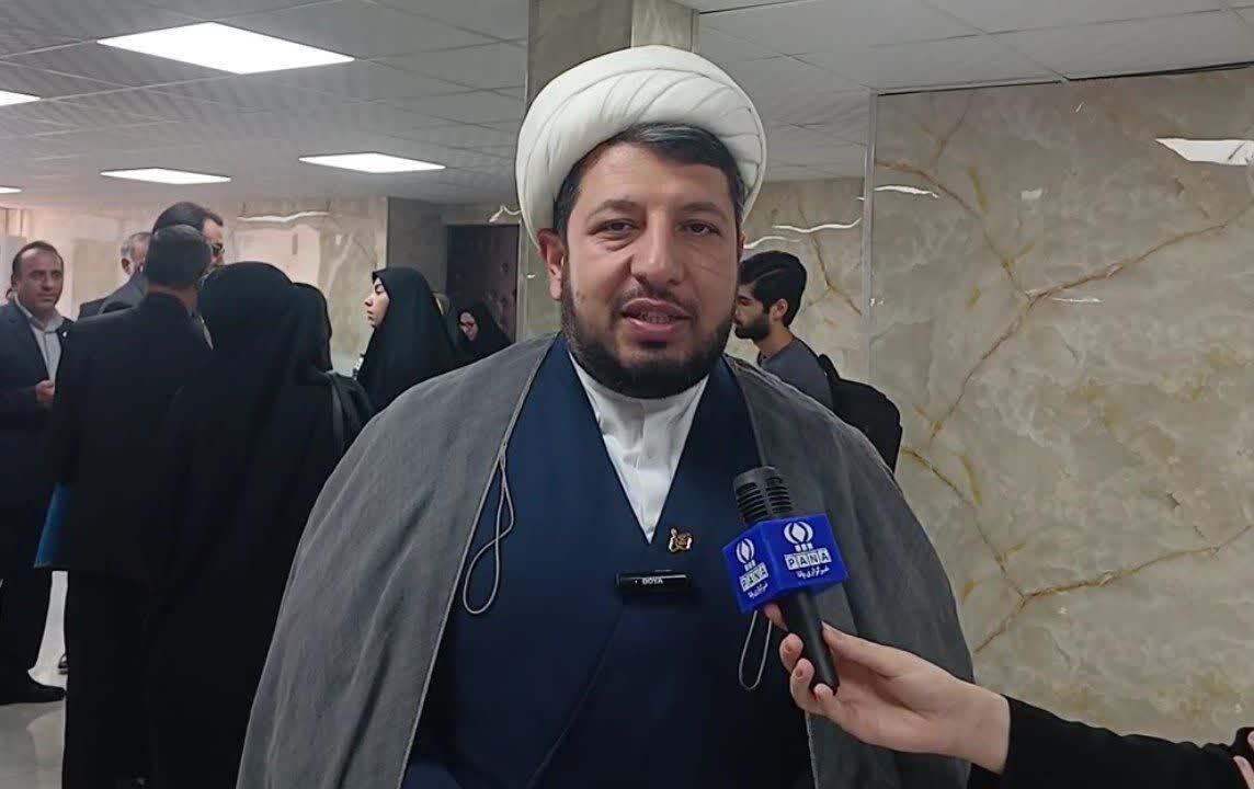 در سند تحول بنیادین، مدیر مدرسه به عنوان راهبر آموزشی و تربیتی مدرسه شناسایی شده است