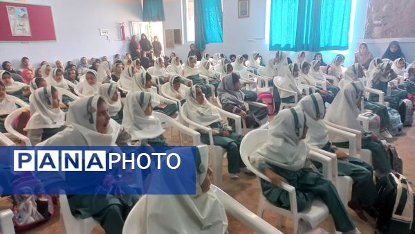 جشن شکوفه ها آغاز زنگ دانایی و شروع مهرورزی