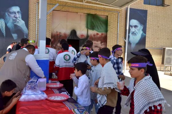 برگزاری نماز جمعه شهرستان گچساران به مناسبت هفته هلال احمر