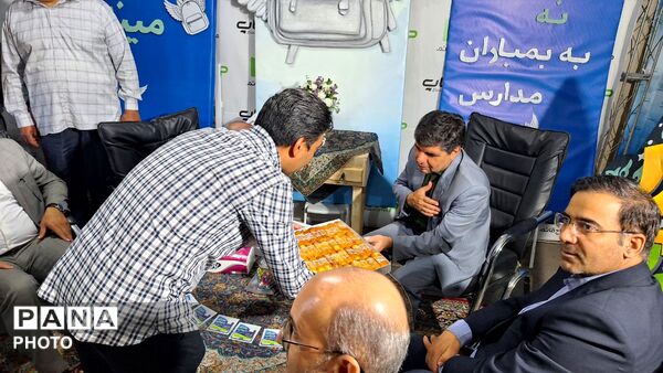حضور فرماندار مشهد در جشن عید غدیر در میدان دانشجو