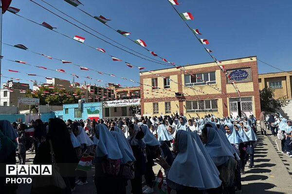 جشن آغاز سال تحصیلی در دبستان شهید رستمی