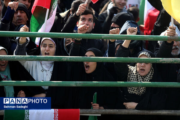 سخنرانی رئیس جمهوری در راهپیمایی ۲۲ بهمن ۱۴۰۳

