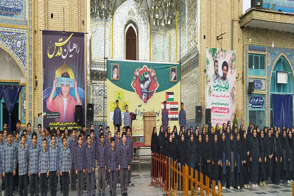 راهپیمایی استکبارستیزی شهرستان پیشوا در روز دانش‌آموز