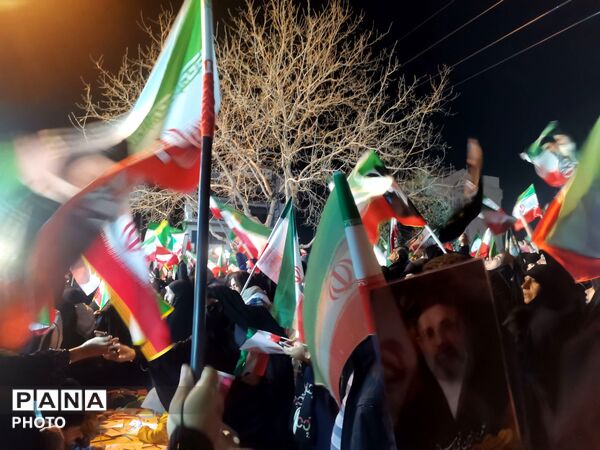 پانزدهمین شب مقاومت مردمی در خیابان‌های مشهد مقدس