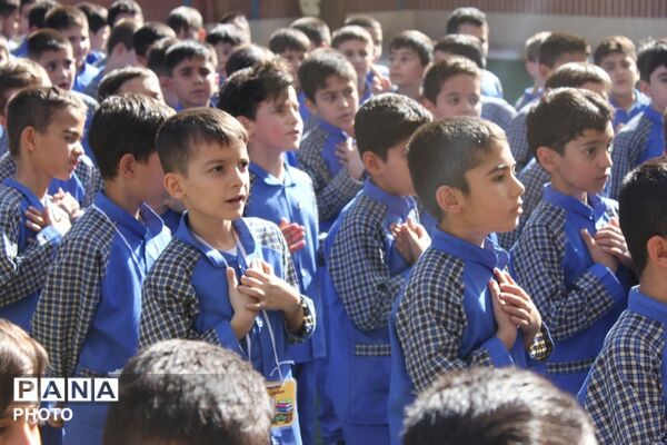 جشن ولادت حضرت زینب(س) و روز پرستار در دبستان شهید حسین غفاری