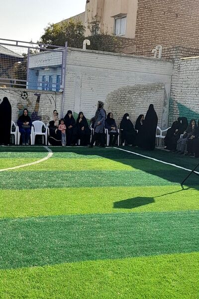  افتتاحیه زمین چمن دبستان فطرت