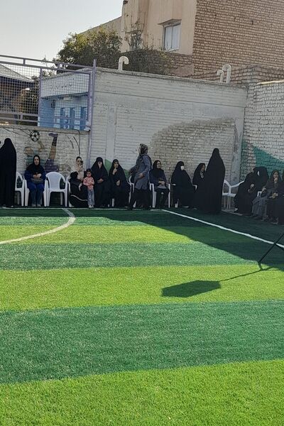  افتتاحیه زمین چمن دبستان فطرت