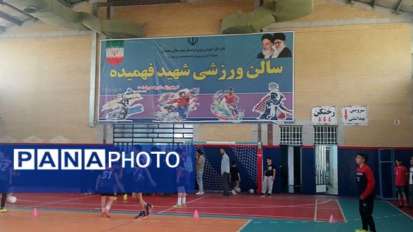 افتتاح سالن ورزشی شهید فهمیده با عنوان طرح «میدان همدلی» 