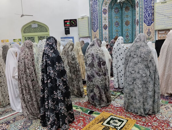 اعتکاف دانش‌آموزی در شهر جعفریه قم