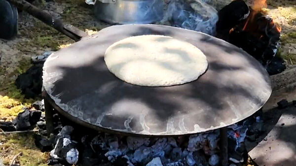 بازارچه دانش‌آموزی در مدرسه بنت‌الهدی یاسوج به‌مناسبت هفته مشاغل