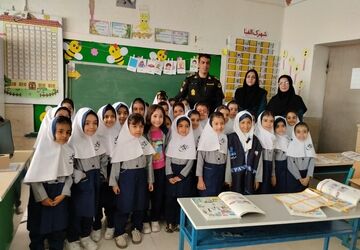 بزرگداشت هفته‌ی نیروی انتظامی