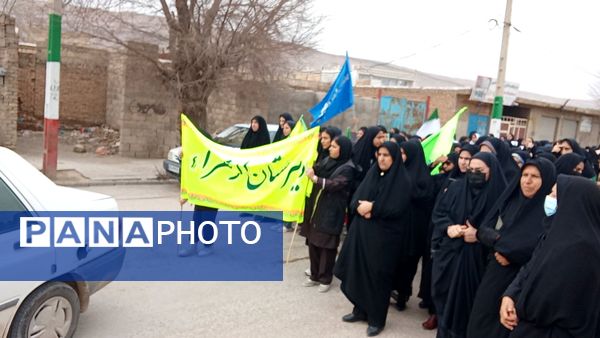 حضور پرشور و وحدت‌آفرین مردم در راهپیمایی ۲۲ بهمن