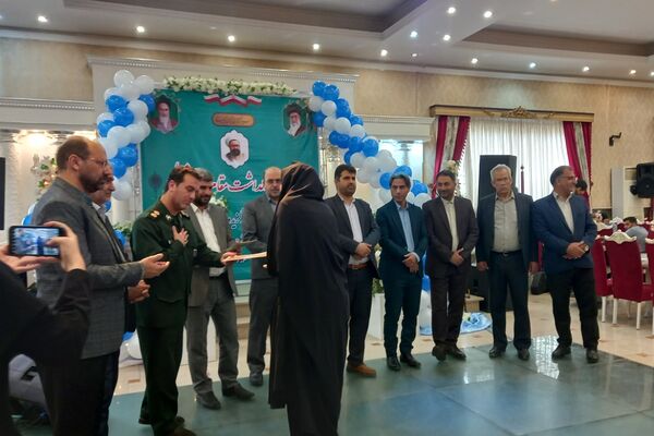 برگزاری آیین بزرگداشت مقام شامخ معلّم د شهرستان قرچک 