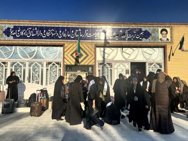 اعزام دختران لامرد به سرزمین نور