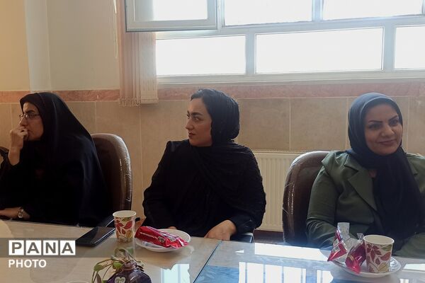 نقش‌آفرینی فعال اولیاء در مسیر تربیتی دانش‌آموزان