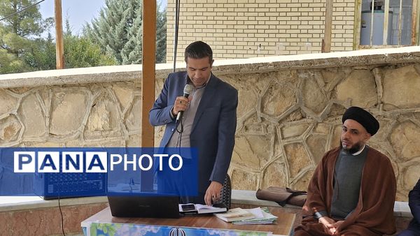کارگاه‌های تخصصی برنامه ملی نماد ویژه مدیران مدارس شهرستان دنا در اردوگاه شهید مطهری سی‌سخت