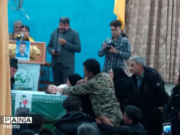 مراسم وداع با شهید علی‌اکبر خوافی در شهرستان میان‌جلگه