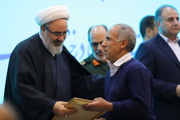 آیین بهره‌برداری از پروژه‌های عمرانی مرکز آموزشی استعدادهای درخشان شهید مدنی تبریز