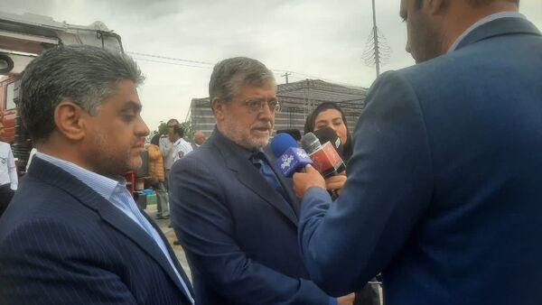 رژه ناوگان خودرویی آتش‌نشانی مشهد 