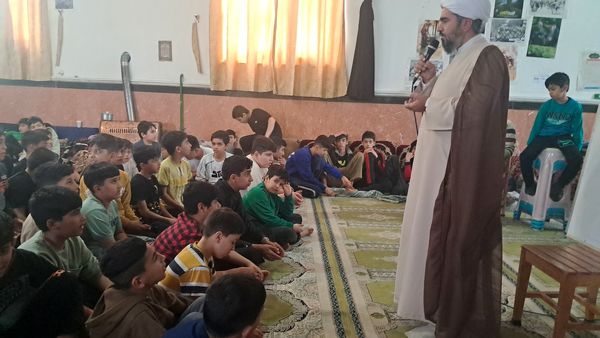 مراسم اعتکاف پسران در مسجد موسی بن جعفر آشخانه 