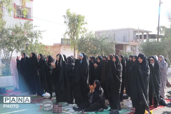 شکوه بندگی در عید قربان؛ فهرج یکپارچه غرق در نیایش شد