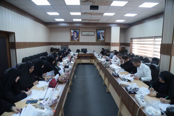 تصحیح اوراق آزمون موردکاوی داوطلبان استان تهران
