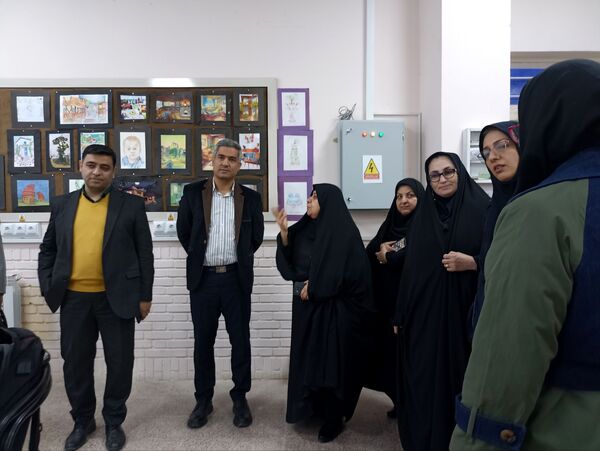 بازدید کارشناسان فحک از هنرستان فلسطین