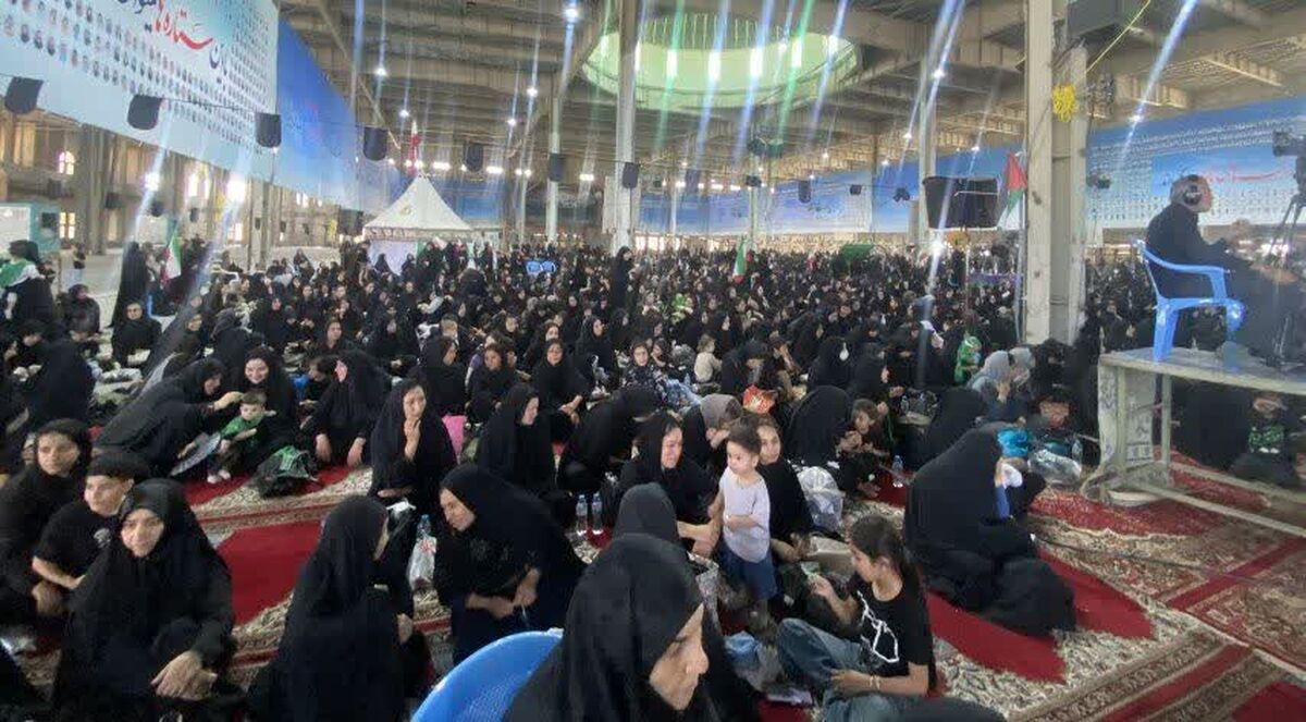 مراسم شیرخوارگان حسینی در مصلای امیرالمومنین سمنان برگزار شد