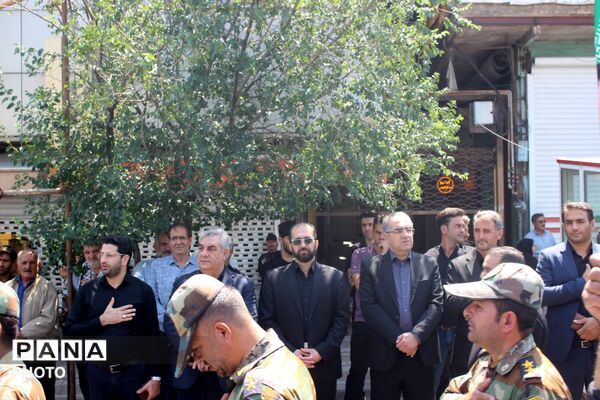مرند یک‌صدا در سوگ رهبر شهید