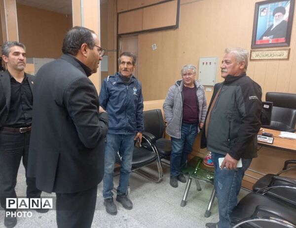 فرماندار اسدآباد از بانک‌های شهرستان بازدید کرد