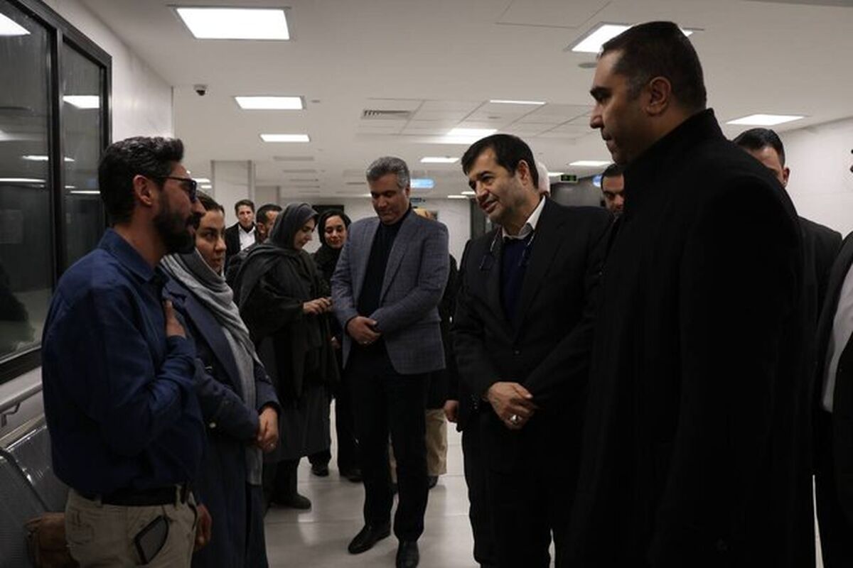 حضور دوباره دنیامالی در بیمارستان؛ بهبود سطح هوشیاری دختر موتورسوار