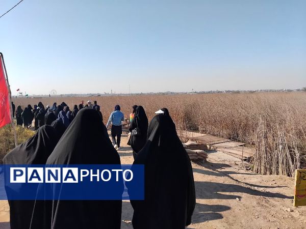 گامی مؤثر در تداوم آرمان‌های انقلاب اسلامی دبیرستان متوسطه اول سرهنگ غفوری