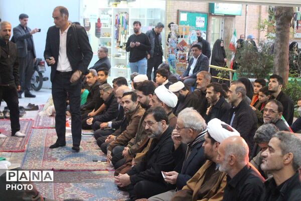 حال و هوای آغاز سال نو در جوار مزار شهدای جنگ رمضان