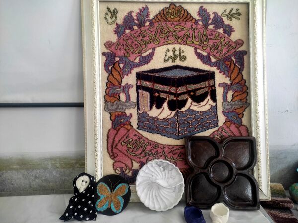 برگزاری نمایشگاه کارهای هنری در دبیرستان فیاض شهرستان کاشمر 