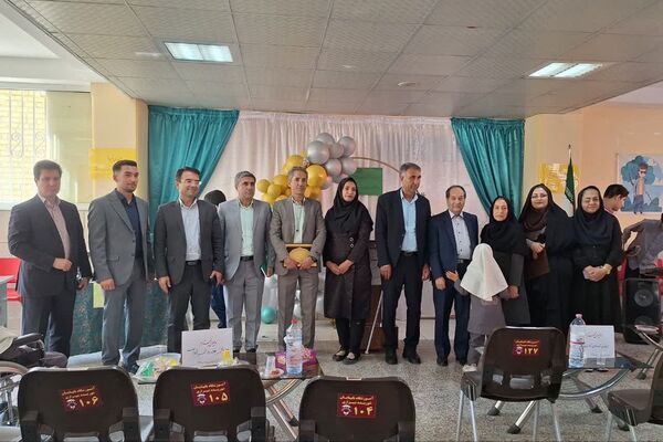بزرگداشت روز عصای سفید در آموزشگاه شوریده شیرازی