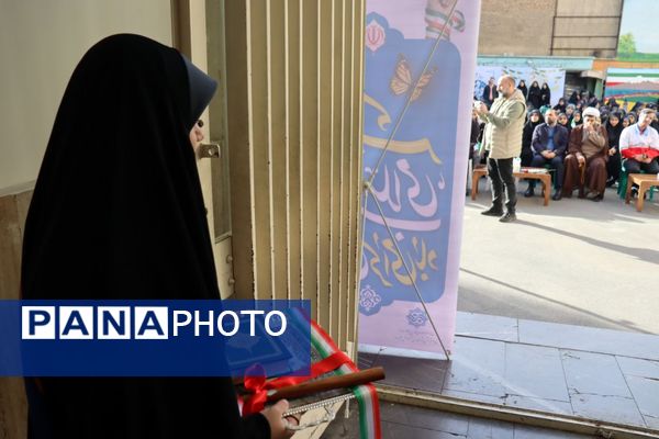 در دل این زمستان سخت و از پس سال‌ها، همچنان عطر آزادی به مشام می‌رسد