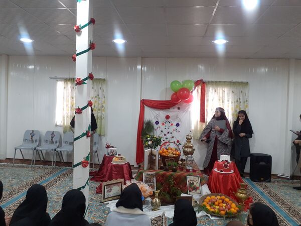 مدرسه نمونه سردار شهید محمدی پور خلیل آباد میزبان شادی یلدا 