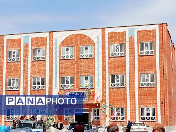 افتتاح مدرسه مرحوم نساجیان در کاشمر