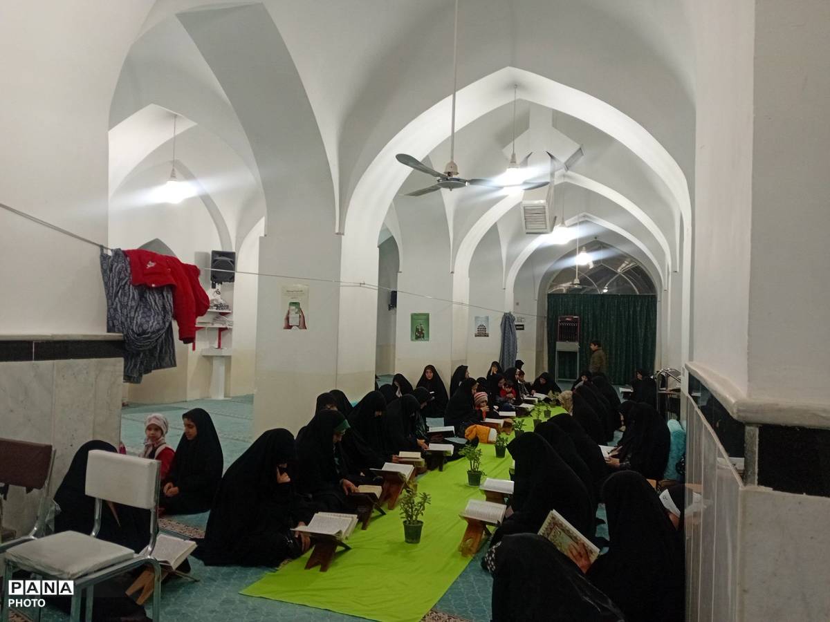 جز خوانی آیات کلام‌الله مجید در خلیل آباد